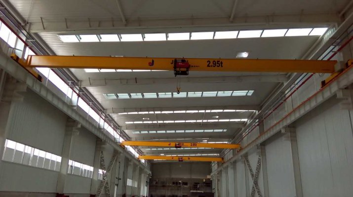 單梁起重機已經(jīng)成為建筑工程不可或缺的好幫手 單梁起重機已經(jīng)成為建筑工程不可或缺的好幫手