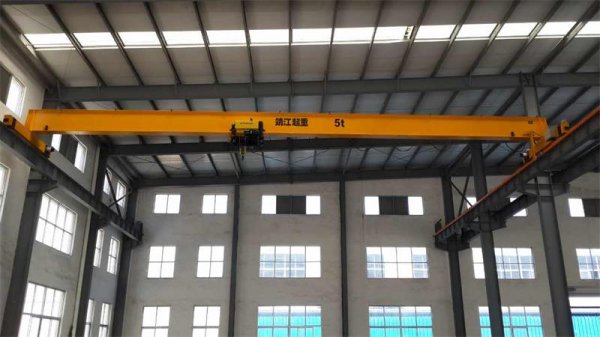 為什么變頻起重機(jī)越來(lái)越受青睞？