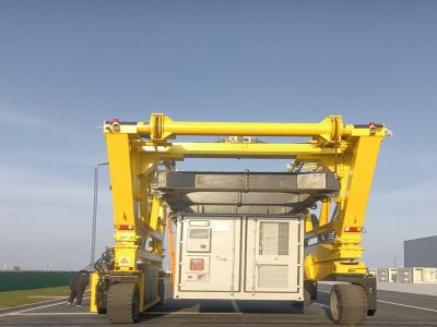 ?跨運車快速裝卸的核心技術(shù)有哪些？