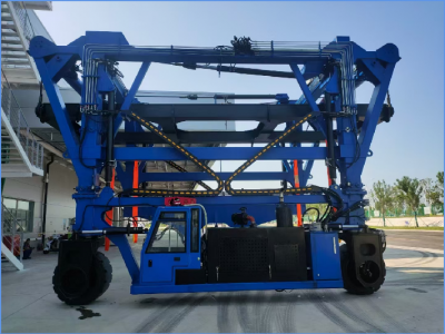 跨運車的智能化與安全性不斷提升